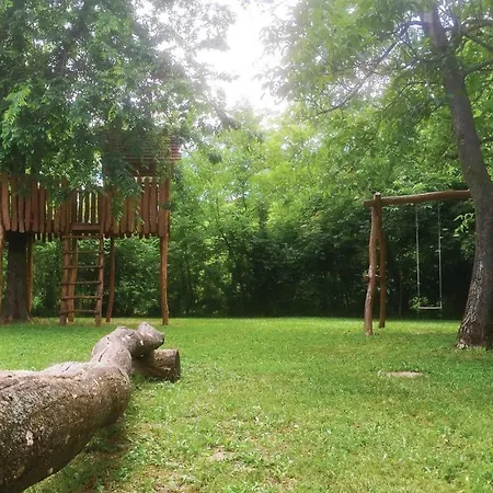 Five Bedroom Holiday In Szolad Casa vacanze